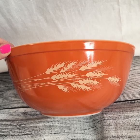Pyrex Vintage Autumn Harvest Orange Wheat Nesting Bowl Mixing Bowl Collectible - Picture 1 of 8
